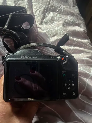 Máquina fotográfica Nikon