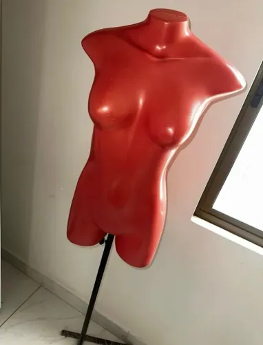 Manequim Feminino