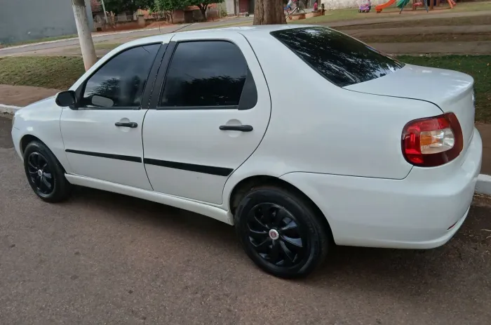 Fiat Siena Celebration 1.0 Fire Flex 8V 4P 2007