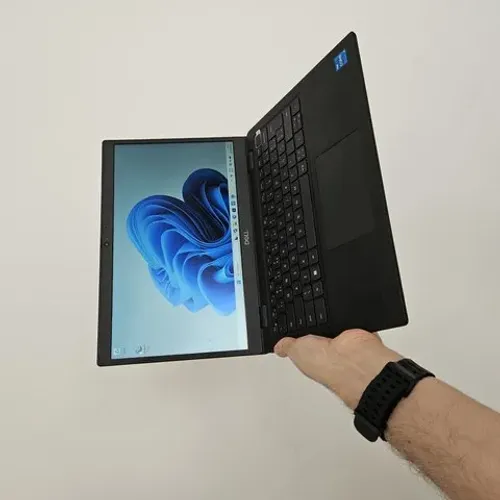 Faço envio - Notebook Dell com Nota Fiscal