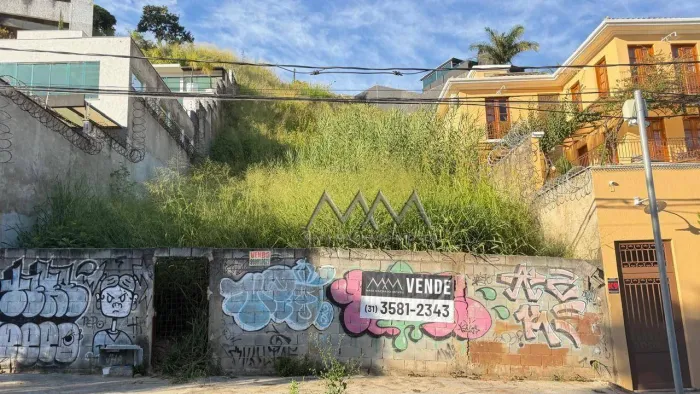 Terreno à Venda no Mangabeiras | 360 m²