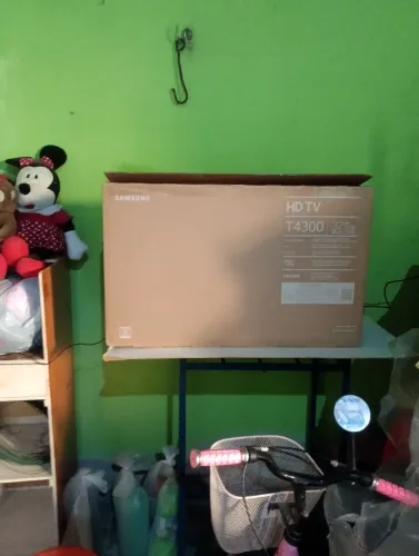 Vendo smart de 32polegadas sanlmsuguuma um mês de uso