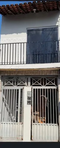 Casa nos altos estilo apartamento.