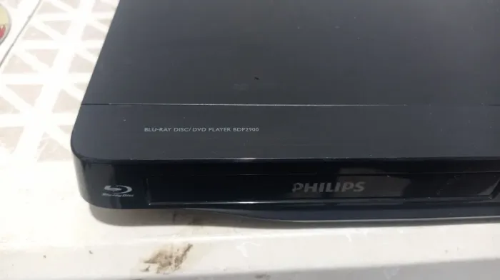 Blu-ray Disc / DVD Player Philips usado 