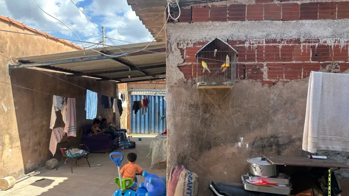 Venda de casa em samambaia sul lote com 2 casas ótima pra renda de aluguel