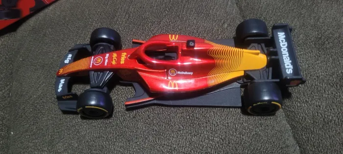 Miniatura Fórmula 1 MC Donald's 2026 