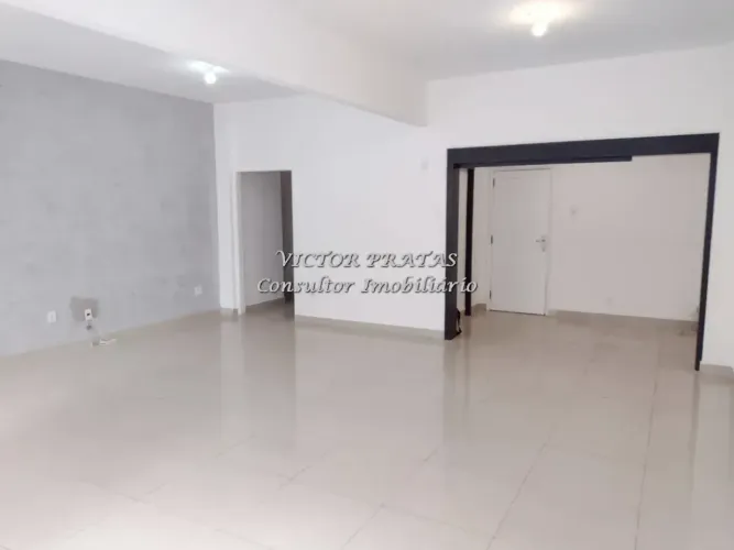 Conjunto de Salas para Escritório, Av. Presidente Vargas, junto ao Metrô Uruguaiana, 62 m²