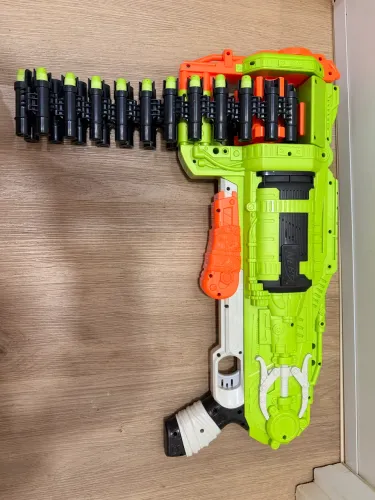 Lançador Nerf Zombie Strike Ripchain