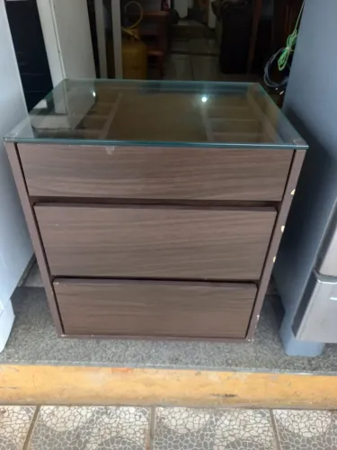 MESA DE CABECEIRA / CRIADO