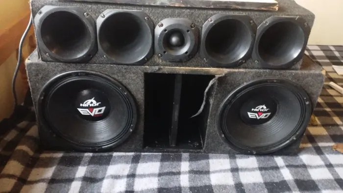 Som automotivo