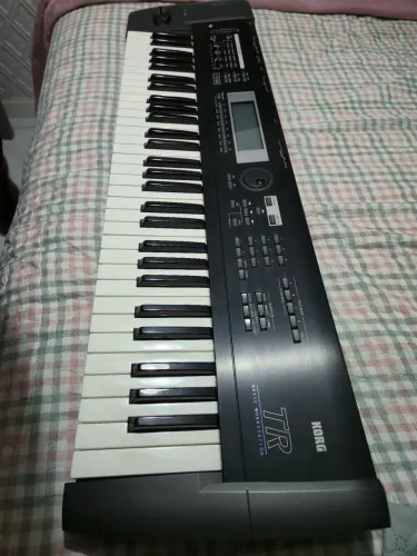 Korg TR 61