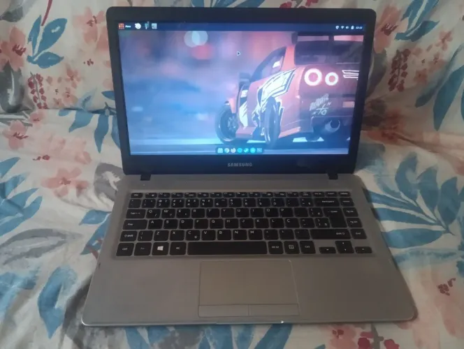 Notebook Samsung Essentials E25S | Ideal para Estudos e Trabalho