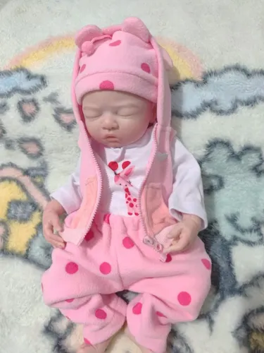 Bebê reborn de silicone sólido