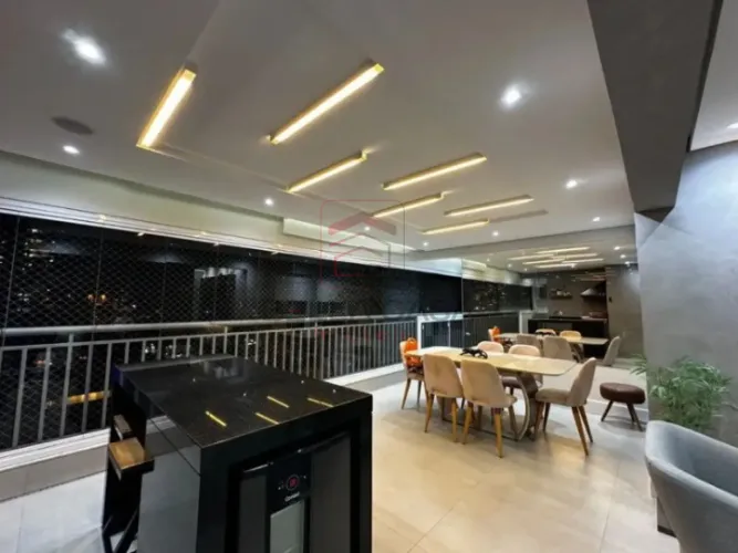 Apartamento a venda Mooca com 3 suítes, varanda gourmet.