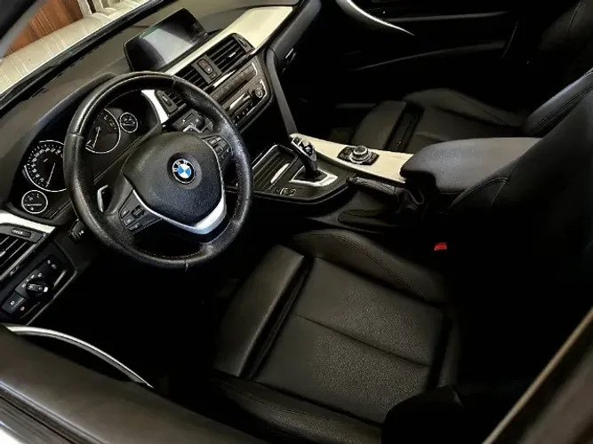 BMW 320I A 2.0 Turbo/activeflex 16V 184cv 4P 2015