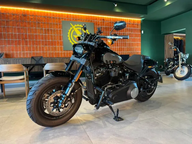 FAT BOB FXFBS PRETA 2022/2022