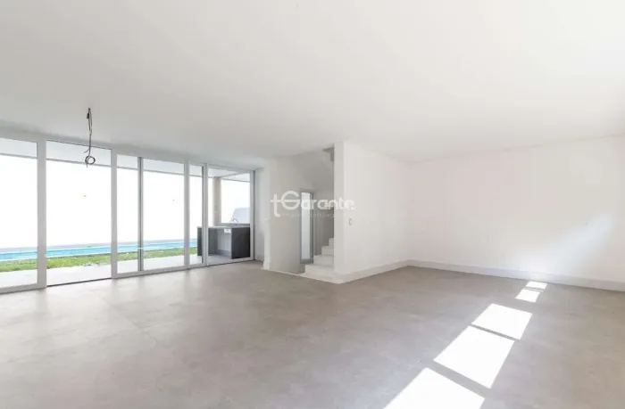Casa de Condomínio para venda em Santo Amaro com 367 m², 4 dormitórios e 4 vagas