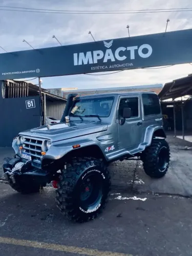 Troller T-4 4X4 2.8 TB Int. Cap. Rígida Diesel 2005