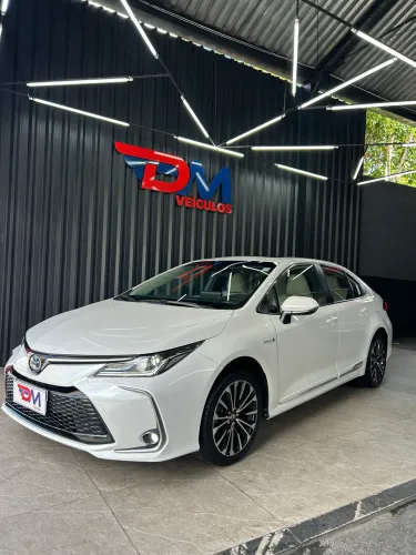 Toyota Corolla Altis Prem. Hybrid 1.8 Flex AUT 2024