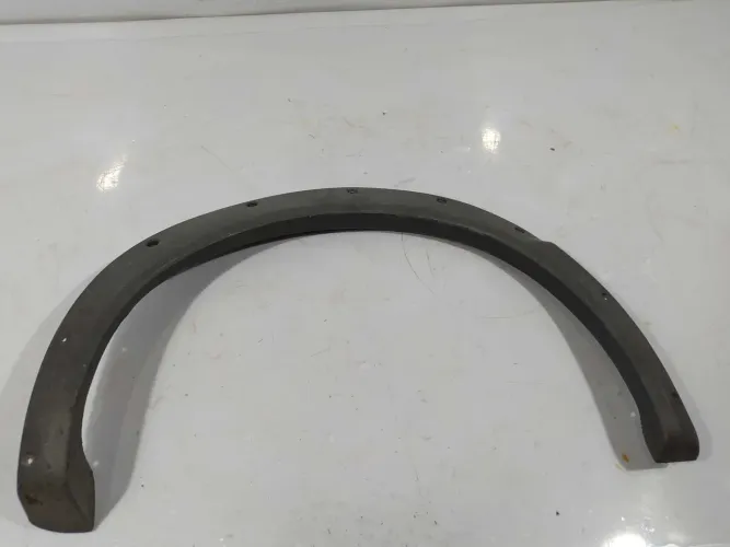 Moldura  Paralama Uno Way Traseiro Direito