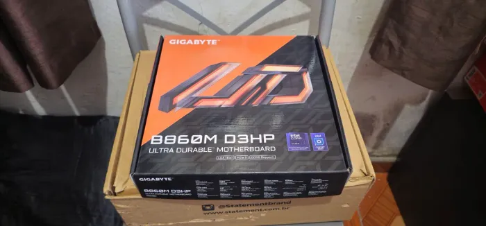 Caixa vazia placa mãe B860M Gigabyte