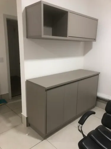 Armário para salão de beleza