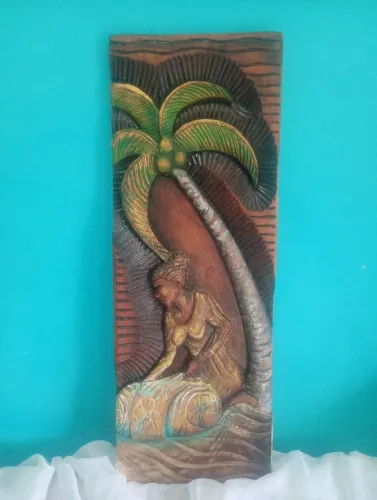 Arte Popular - placa em madeira entalhada - Rendeira , Ceará