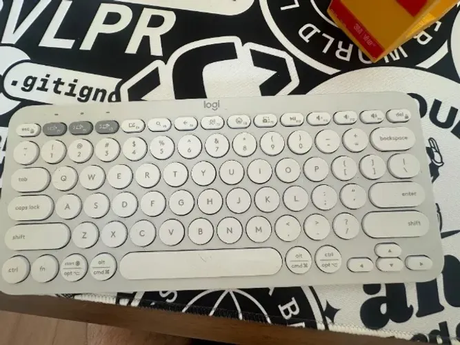 Teclado Logitech Pebble Keys 2 K380s