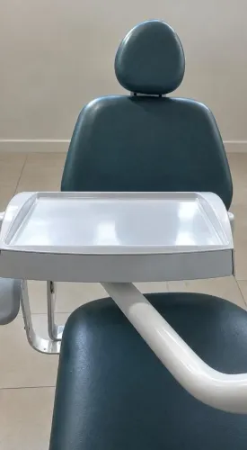 Cadeira odontológica reformada