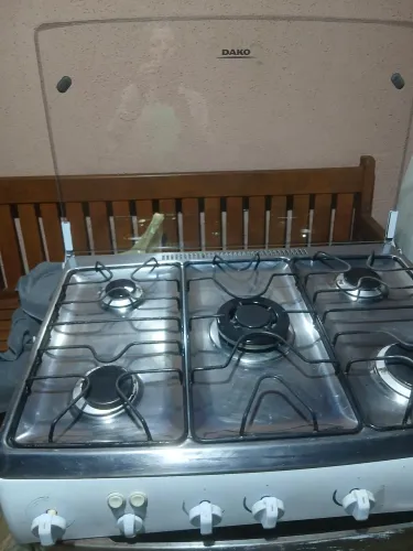 Vendo uma fogão  muito bem consevado