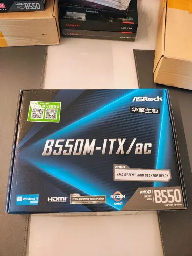 Placa Mãe Mini ITX AsRock B550M-ITX/AC AM4 DDR4 