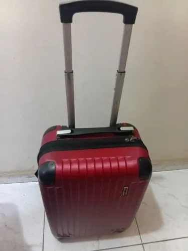Mala Travel Cross com alça de mão quebtada