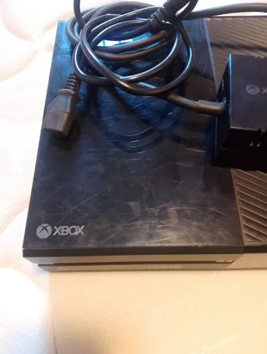 Xbox One FAT com defeito e fonte original HD de 1TB