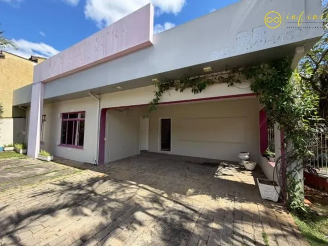 Casa Sobrado com 5 Quartos, 280 m² - aluguel por R$ 4.000/mês ou venda por R$ 600.000 - Vi