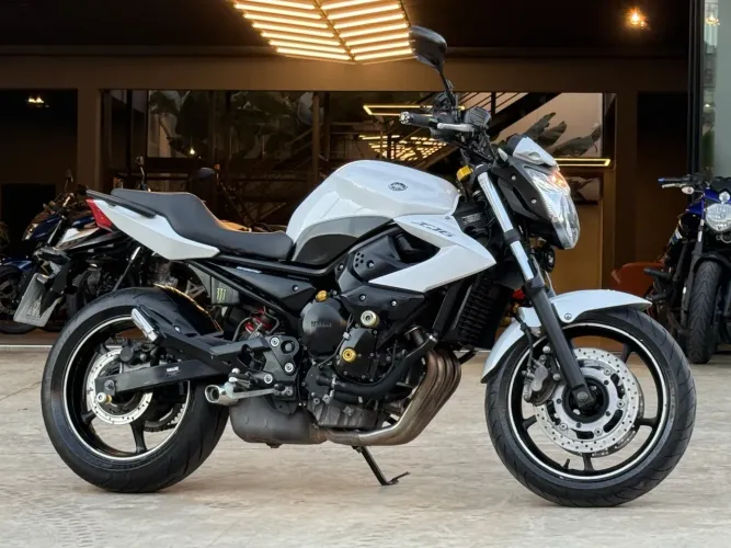 Yamaha Xj6 n 2012