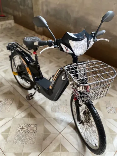 Bicicleta Elétrica 350W 48V + Carregador + Capacete | Excelente Estado