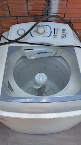 Máquina de lavar Electrolux 12kg