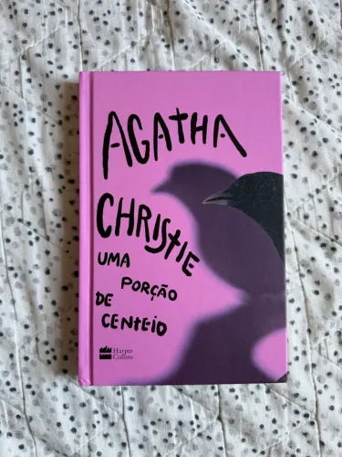 Livro Uma Porção de Centeio da Agatha Christie