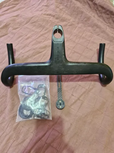Guidão integrado Carbono