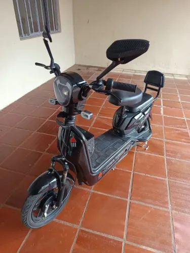 Vendo ou troco scooter eletrica