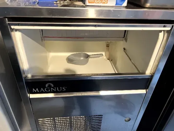 Maquina Gelo 50Kg Magnus - SP