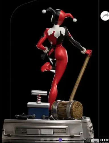 Harley Quinn 1/10 - Batman Animated Series - Art Scale - Iron Studios