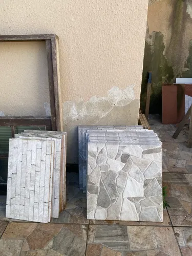 Lote de cerâmicas - sobra de obra