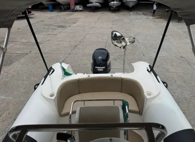 Bote inflável Zefir G600 2014 Impecável + Evinrude 130HP (190h) | Pronto pra Navegar