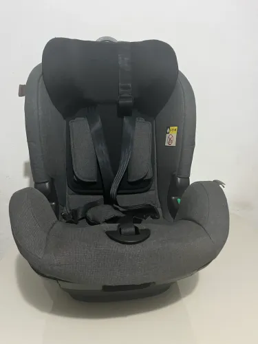 Cadeira pra automóveis Abc design