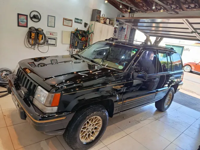 Jeep Cherokee Sport 4.0 Mec./aut. 1995