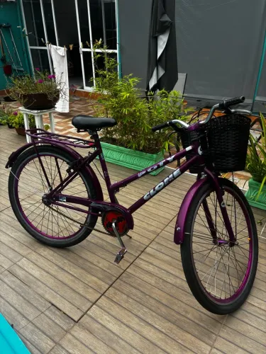 Bicicleta caloi Poty original com marcas de uso