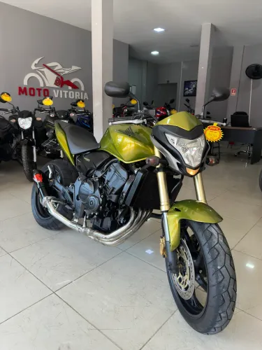 Honda CB 600F Hornet 2012 aceito motos na troca