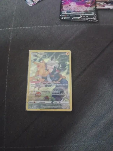 Carta pokemom pikachu full art