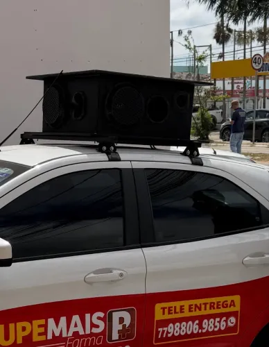 CAIXA DE SOM COMPLETA PARA PROPAGANDAS E FESTA